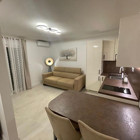 Apartmani Biokovo Makarska Eksteriør billede